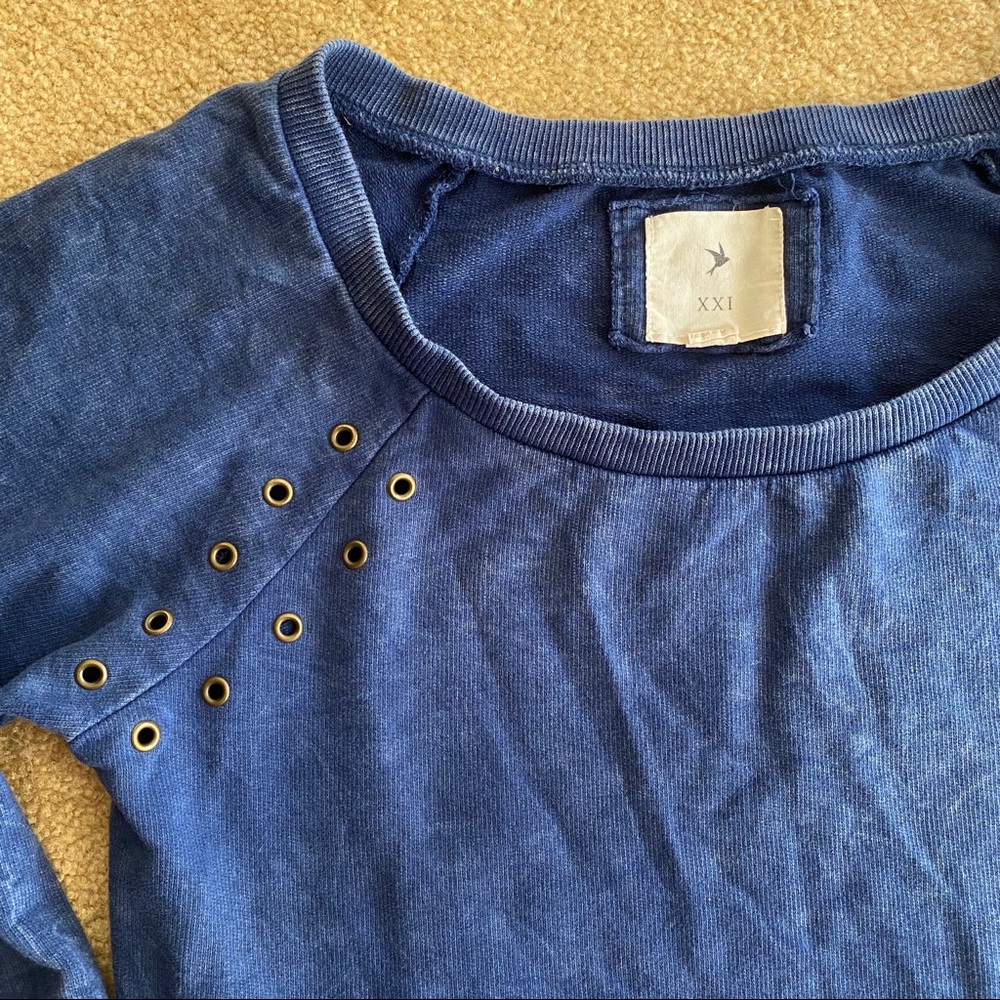 💙 F21 Navy Sweatshirt